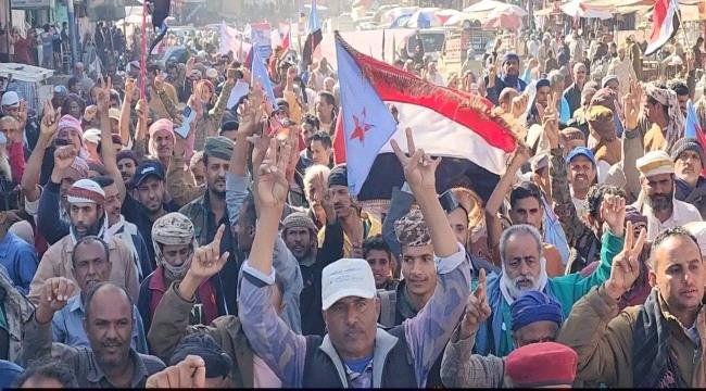 الاحتلال اليمني لن يستطيع زرع الفتنة في الجنوب الاحتلال اليمني لن يستطيع زرع الفتنة في الجنوب