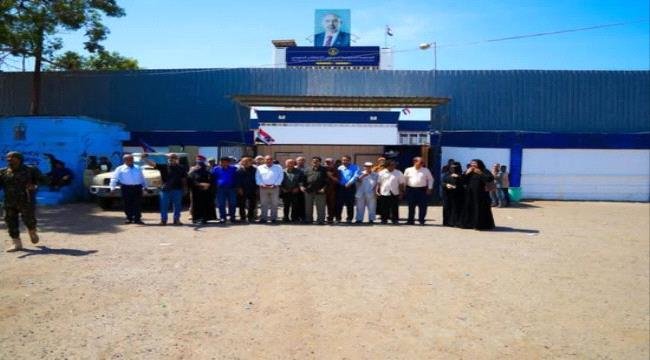 بركان الغضب.. إغلاق مقار المجلس الانتقالي يشعل غليانا في الجنوب بركان الغضب إغلاق مقار المجلس الانتقالي يشعل غليانا في الجنوب