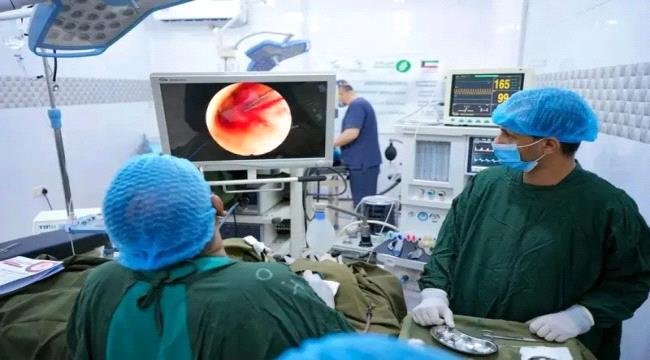 تدشين المخيم الجراحي بعدن لإجراء 320 عملية للفئات المحتاجة تدشين المخيم الجراحي بعدن لإجراء 320 عملية للفئات المحتاجة
