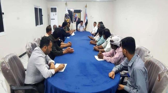 الحالمي يترأس اجتماع تنفيذية انتقالي لحج ويؤكد أهمية التماسك وتعزيز العمل الخدمي الحالمي يترأس اجتماع تنفيذية انتقالي لحج ويؤكد أهمية التماسك وتعزيز