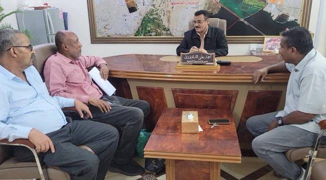 الداؤودي يناقش ترتيبات تركيب مضخة جديدة بمحطة الصرف الصحي بكابوتا الداؤودي يناقش ترتيبات تركيب مضخة جديدة بمحطة الصرف الصحي بكابوتا