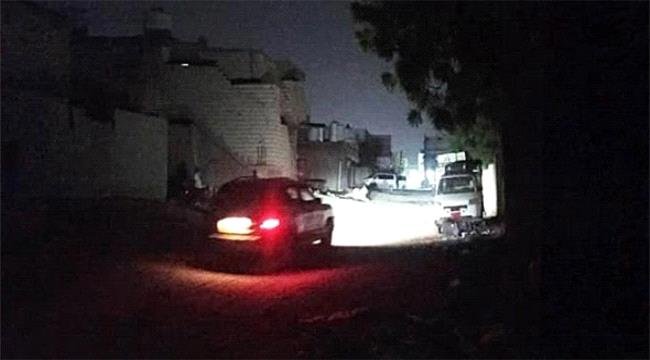 انقطاع كلي لكهرباء لحج.. الأهالي يتهمون الإدارة بالعجز وسط صيف خانق انقطاع كلي لكهرباء لحج الأهالي يتهمون الإدارة بالعجز وسط صيف