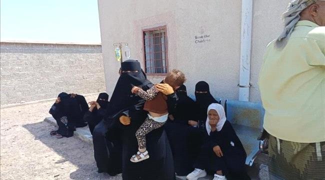 تفشي الحميات في خور العميرة بلحج يهدد حياة المئات تفشي الحميات في خور العميرة بلحج يهدد حياة المئات