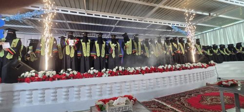 حضرموت: تكريم نوعي لخريجات “معلمات الريف” بدوعن يعزز تمكين المرأة والتعليم في المناطق النائية حضرموت تكريم نوعي لخريجات معلمات الريف بدوعن يعزز تمكين المرأة