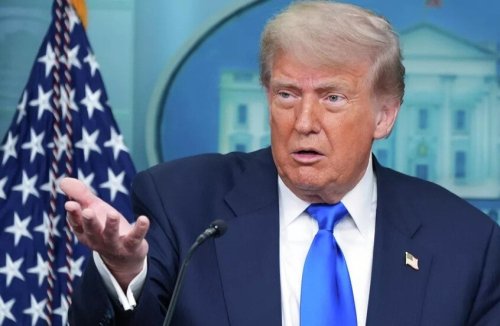 لماذا رفض ترامب 500 مليون دولار يومياً مقابل فتح مضيق هرمز؟ كواليس الصفقة المرفوضة لماذا رفض ترامب 500 مليون دولار يومياً مقابل فتح مضيق