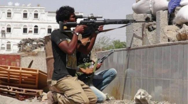 إصابة مواطن بقناصة مليشيا الحوثي في تعز إصابة مواطن بقناصة مليشيا الحوثي في تعز