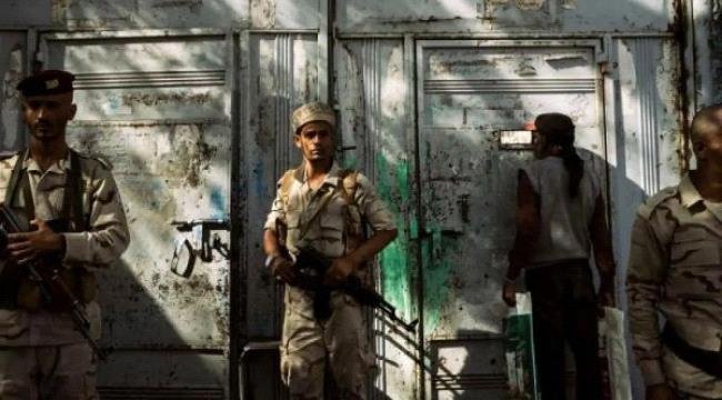 احتجاجات وفوضى في سجن المحويت على خلفية اعتداء وحشي على سجين مسن احتجاجات وفوضى في سجن المحويت على خلفية اعتداء وحشي على