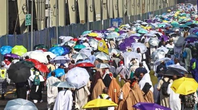 الآلاف يغادرون مكة المكرمة مع انتهاء موسم الحج الآلاف يغادرون مكة المكرمة مع انتهاء موسم الحج