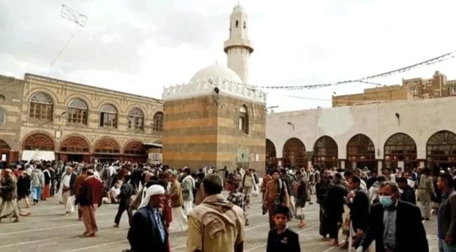 إغلاق مؤقت للجامع كبير وعدد من المساجد في صنعاء بسبب انتشار حشرة الكتن إغلاق مؤقت للجامع كبير وعدد من المساجد في صنعاء بسبب