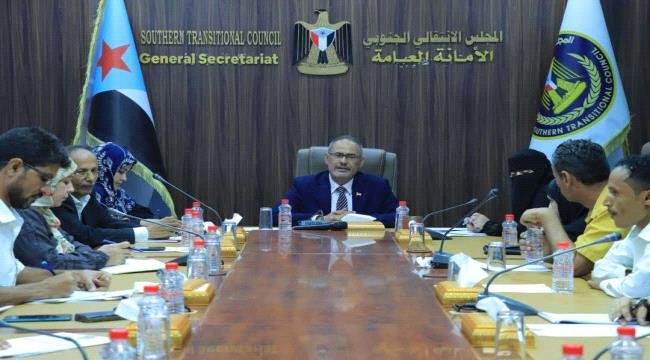 الهيئة السياسية تناقش المستجدات وتستعرض إنجازات إداراتها خلال الربع الثاني من العام الجاري الهيئة السياسية تناقش المستجدات وتستعرض إنجازات إداراتها خلال الربع الثاني