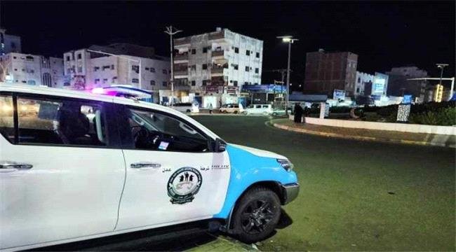 شرطة الشيخ عثمان تحقق في وفاة امرأة عُثر عليها جثة داخل فندق وبجوارها مسدس شرطة الشيخ عثمان تحقق في وفاة امرأة عُثر عليها جثة