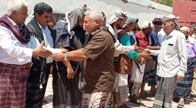 قيادات من المجلس الانتقالي تؤدي واجب العزاء لأسرة الرئيس عبدربه منصور هادي في مسقط رأسه بمديرية الوضيع قيادات من المجلس الانتقالي تؤدي واجب العزاء لأسرة الرئيس عبدربه