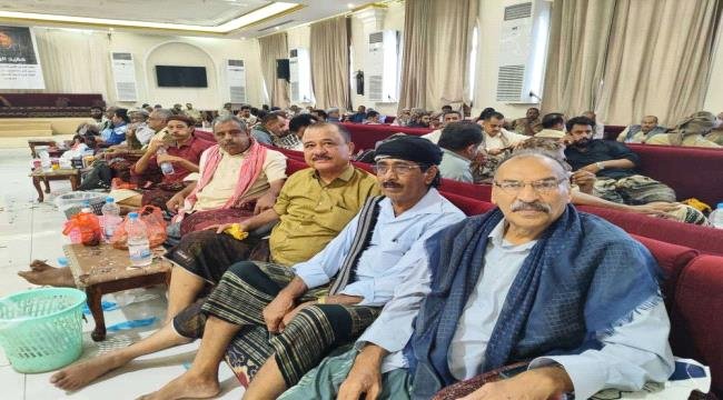 وفد من الجمعية الوطنية يؤدي واجب العزاء في وفاة الأستاذ فيصل القطيبي وفد من الجمعية الوطنية يؤدي واجب العزاء في وفاة الأستاذ