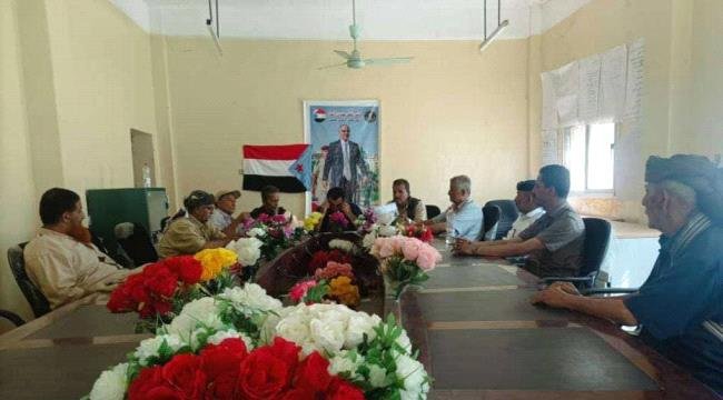 انتقالي يهر يناقش خطط التصعيد ويدعو إلى حشد جماهيري واسع للمسيرة الراجلة في لبعوس انتقالي يهر يناقش خطط التصعيد ويدعو إلى حشد جماهيري واسع