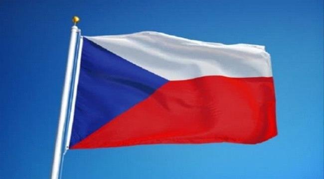 قتيل وأربعة جرحى في تحطّم مروحية للجيش التشيكي قتيل وأربعة جرحى في تحطّم مروحية للجيش التشيكي