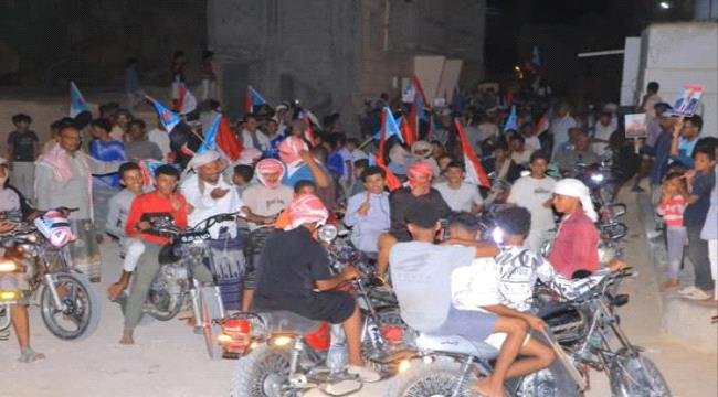 مسيرة جماهيرية في وادي العين وحورة تطالب باستعادة الدولة وتحسين الخدمات مسيرة جماهيرية في وادي العين وحورة تطالب باستعادة الدولة وتحسين