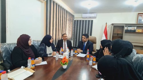 وزير التعليم الفني والتدريب المهني يلتقي برئيسة اللجنة الوطنية للمرأة لبحث التنسيق والتعاون المشترك وزير التعليم الفني والتدريب المهني يلتقي برئيسة اللجنة الوطنية للمرأة