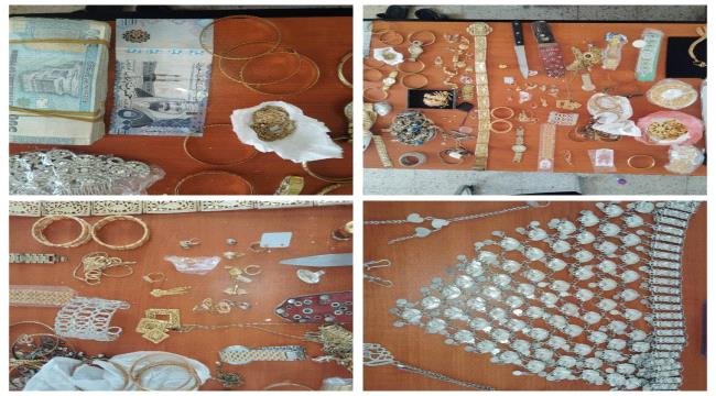 أمن دوعن يضبط عصابة سرقة منازل ويستعيد المسروقات أمن دوعن يضبط عصابة سرقة منازل ويستعيد المسروقات