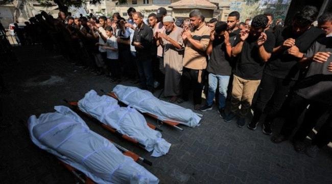 استشهاد 3 فلسطينيين من عائلة واحدة بقصف إسرائيلي شمال خان يونس استشهاد 3 فلسطينيين من عائلة واحدة بقصف إسرائيلي شمال خان