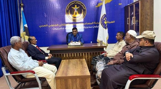 التميمي يلتقي قيادات نقابية ويؤكد أهمية تعزيز العمل النقابي بوادي وصحراء حضرموت التميمي يلتقي قيادات نقابية ويؤكد أهمية تعزيز العمل النقابي بوادي