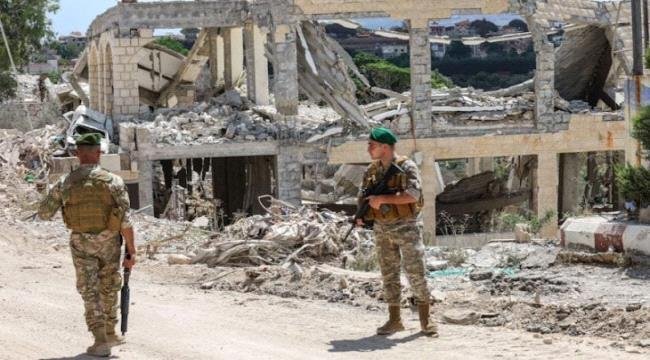 الجيش اللبناني يدخل بلدة المنصوري لتأمين عودة الأهالي الجيش اللبناني يدخل بلدة المنصوري لتأمين عودة الأهالي