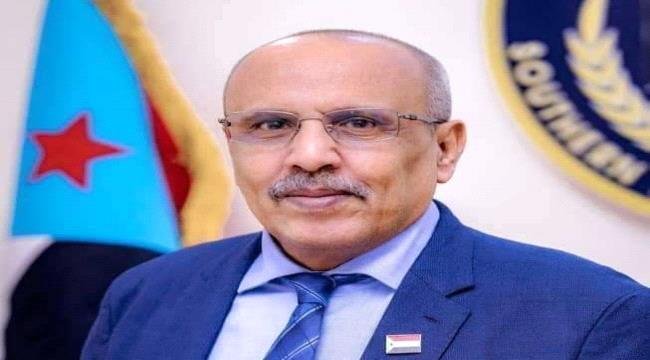الكثيري يعزي نادرة عبدالقدوس بوفاة زوجها الكاتب والمخرج المسرحي عبدالعزيز عباس الكثيري يعزي نادرة عبدالقدوس بوفاة زوجها الكاتب والمخرج المسرحي عبدالعزيز