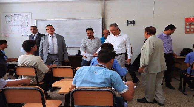 تدشين الاختبارات النهائية بالمعاهد التقنية والمهنية في العاصمة عدن تدشين الاختبارات النهائية بالمعاهد التقنية والمهنية في العاصمة عدن