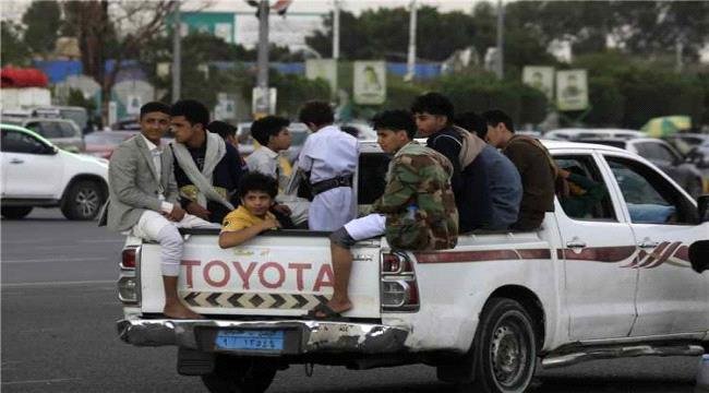 قبضة حوثية مشددة على الإعلام تواكب تصعيد الجبهات قبضة حوثية مشددة على الإعلام تواكب تصعيد الجبهات