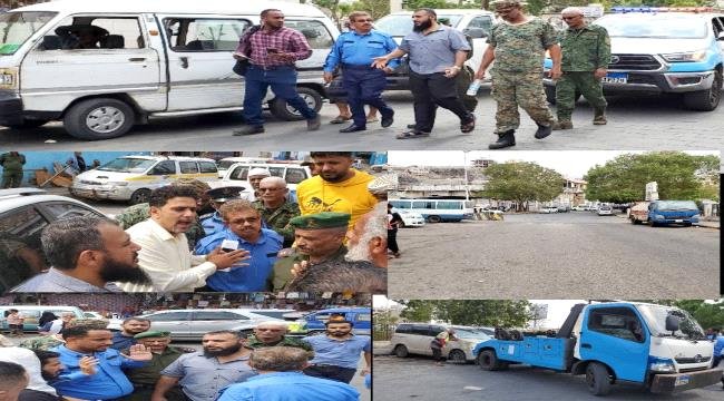 مدير عام التواهي ومدير مكتب النقل بعدن يدشنان حملة لتنظيم الفرزات ومواقف المواصلات بالمديرية مدير عام التواهي ومدير مكتب النقل بعدن يدشنان حملة لتنظيم