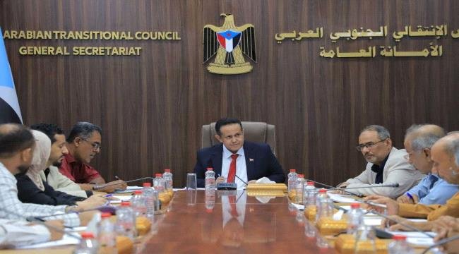 الأمانة العامة تشدد على أهمية تنظيم النزوح وترفض عسكرة الحياة في الجنوب الأمانة العامة تشدد على أهمية تنظيم النزوح وترفض عسكرة الحياة