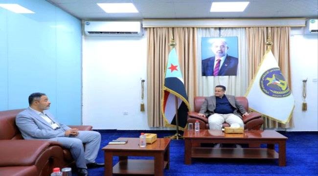 الأمين العام للانتقالي يحذر من تبعات نشر الطوارئ اليمنية في أبين الأمين العام للانتقالي يحذر من تبعات نشر الطوارئ اليمنية في