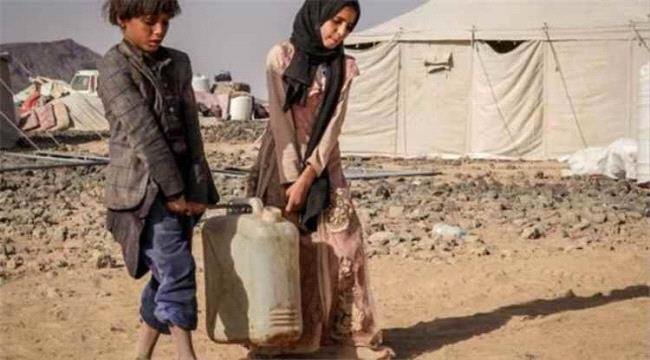 تصاعد موجة النزوح في اليمن مع اشتداد القتال جنوب غرب البلاد تصاعد موجة النزوح في اليمن مع اشتداد القتال جنوب غرب