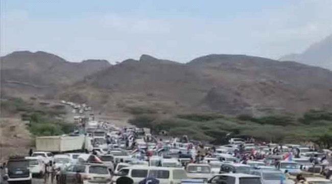حشود من يافع وردفان تتوافد إلى العاصمة عدن للمشاركة في إحياء ذكرى تأسيس الجيش الجنوبي حشود من يافع وردفان تتوافد إلى العاصمة عدن للمشاركة في
