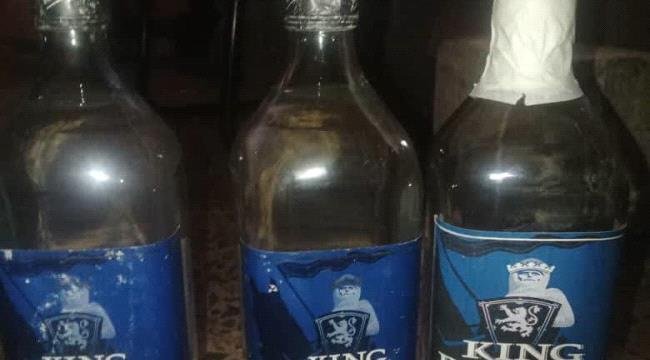 ضبط شخصين بحوزتهما مخدرات وخمور في لحج ضبط شخصين بحوزتهما مخدرات وخمور في لحج