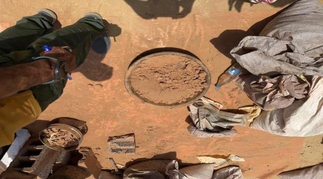 ضبط معمل لتعدين الذهب وكميات من المازوت بالمكلا ضبط معمل لتعدين الذهب وكميات من المازوت بالمكلا