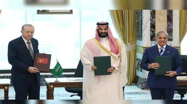 من اتفاق مكة إلى استجداء العالم.. ومن الاستعطاف إلى صناعة الكذبة من اتفاق مكة إلى استجداء العالم ومن الاستعطاف إلى صناعة